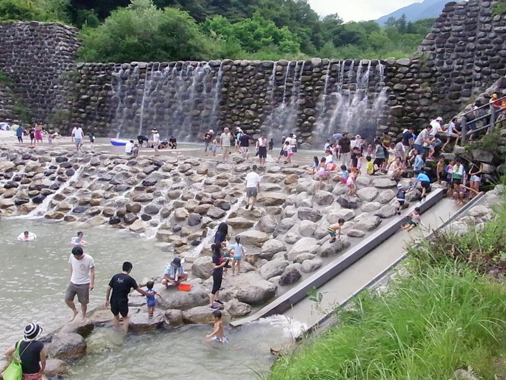 尾白の森名水公園 べるが オジロノモリメイスイコウエンベルガ 北杜市 白州町 武川町 山梨の遊ぶ 学ぶ Porta