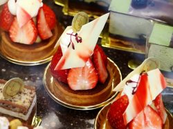 河口湖でホットな新店ケーキ屋さん！ ESPÉRANCE（エスペランス） 有名店で修業した実力派が山梨に！