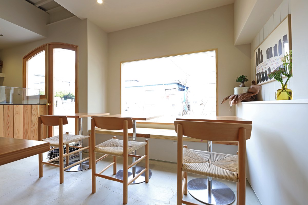 FUUTO COFFEE AND BAKE SHOP ベンチシート