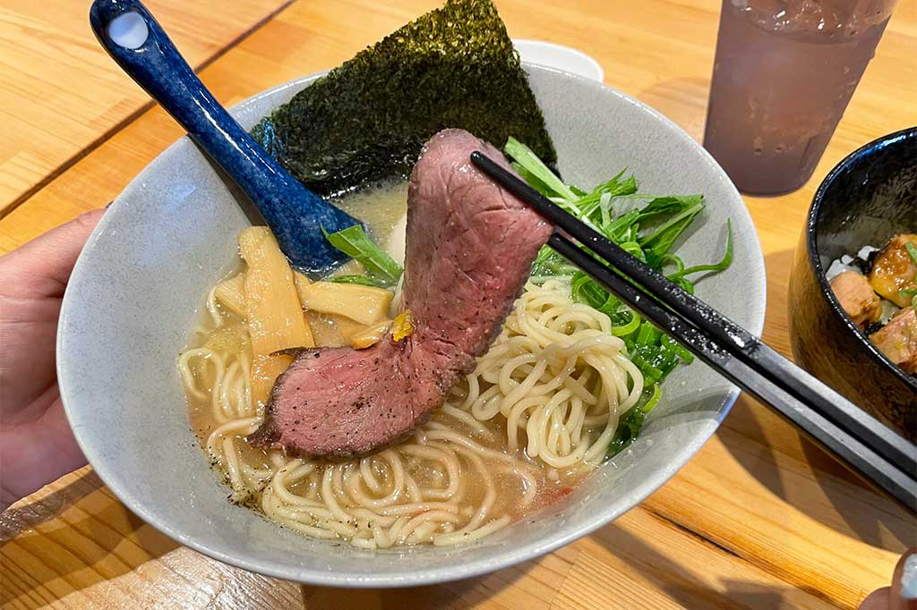 牛骨白湯ラーメン Infini（アンフィニ