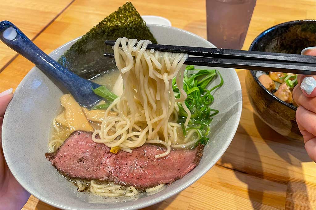 牛骨白湯ラーメン Infini（アンフィニ