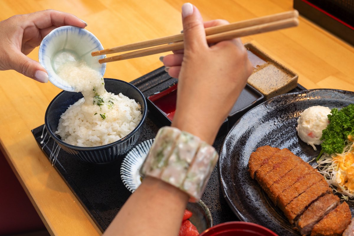 牛かつ専門店 甲州家