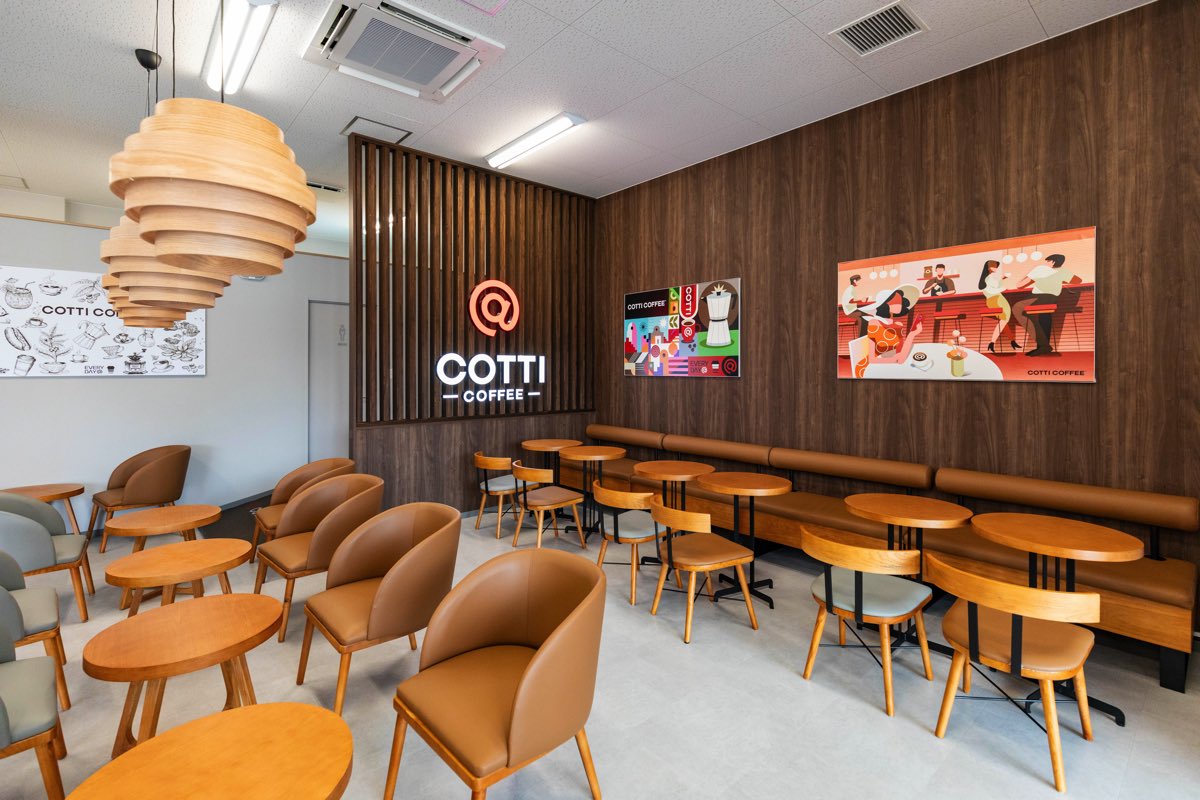 COTTI COFFEEバロー甲府昭和店