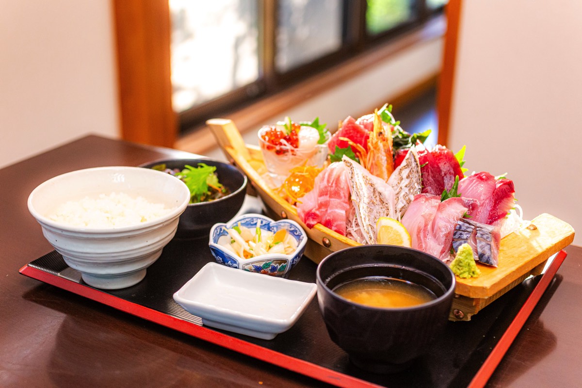 おさかな食堂こばさんの料理