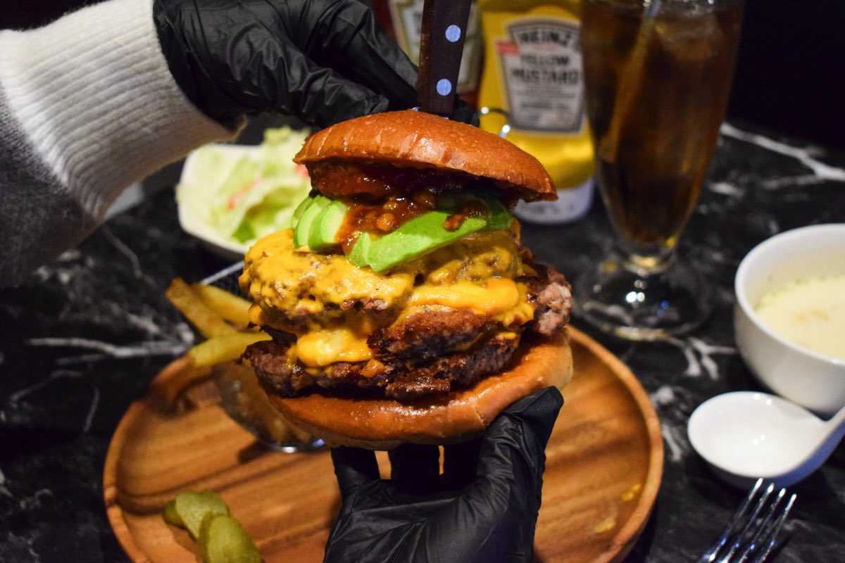 THE UTAGE BURGER